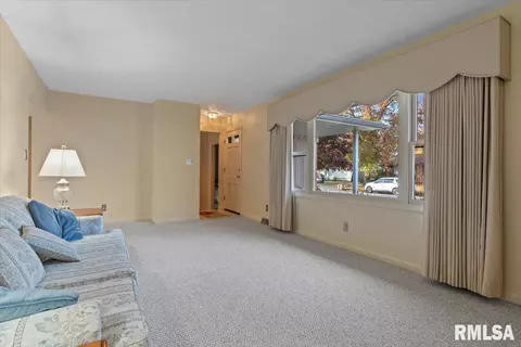 2508 Queensway Rd, Springfield, IL 62702 photo 10
