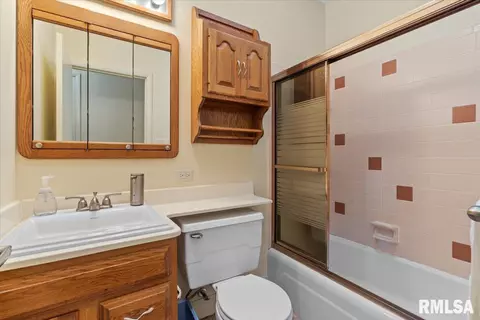 2508 Queensway Rd, Springfield, IL 62702 photo 9