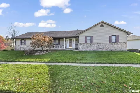 300 Appomattox Dr, Springfield, IL 62711