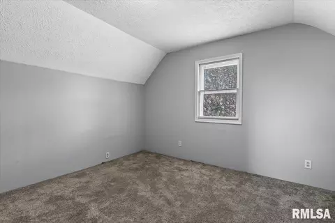 913 Patton Ave, Springfield, IL 62702 photo 25