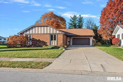243 Nottingham Rd, Springfield, IL 62704