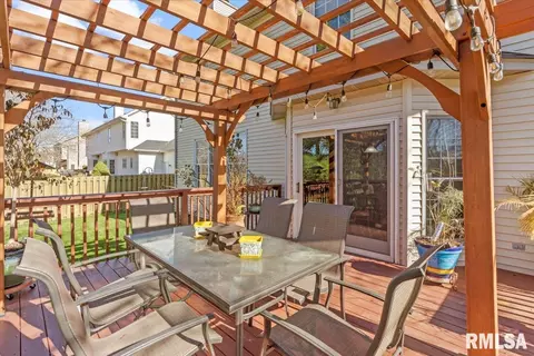 321 Keystone Dr, Chatham, IL 62629 photo 4
