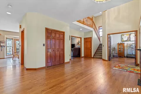 321 Keystone Dr, Chatham, IL 62629 photo 9