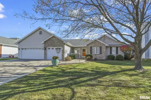 2300 Redlands Dr, Springfield, IL 62711 photo 3