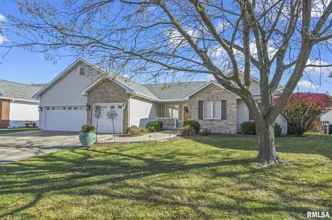 2300 Redlands Dr, Springfield, IL 62711 photo 4