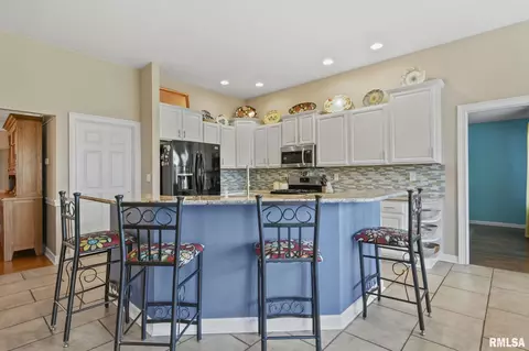 2300 Redlands Dr, Springfield, IL 62711 photo 17