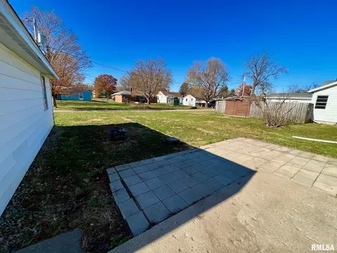 514 N Scott St, Mount Pulaski, IL 62548 photo 22