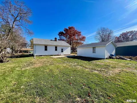 514 N Scott St, Mount Pulaski, IL 62548 photo 25