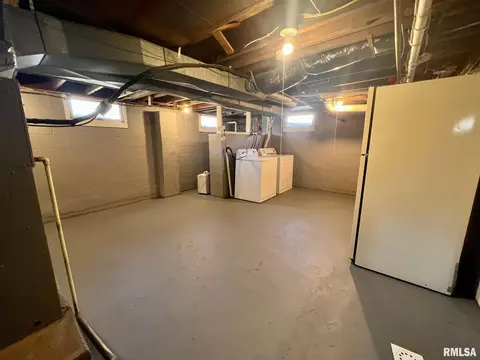 514 N Scott St, Mount Pulaski, IL 62548 photo 18