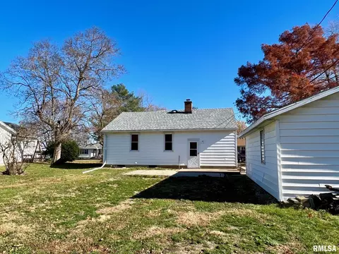 514 N Scott St, Mount Pulaski, IL 62548 photo 24