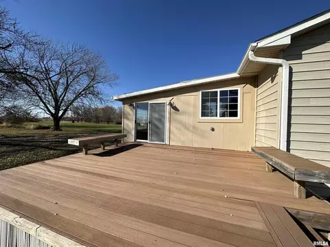 69 Bricker Cir, Avon, IL 61415 photo 8