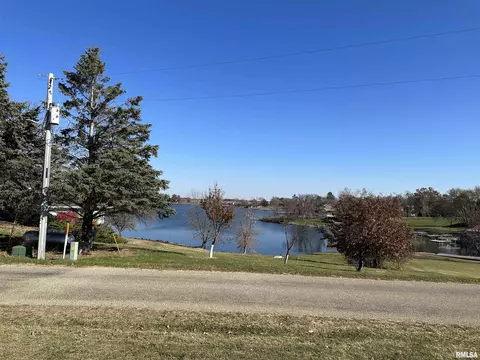 69 Bricker Cir, Avon, IL 61415 photo 14