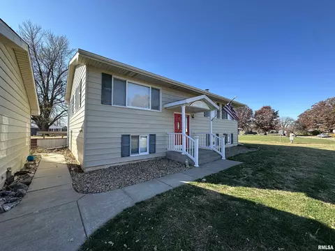 69 Bricker Cir, Avon, IL 61415 photo 13