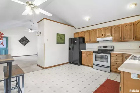 3060 Biscayne Dr, Springfield, IL 62707 photo 12