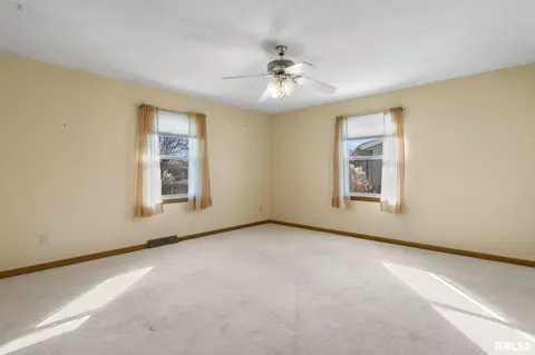 3060 Biscayne Dr, Springfield, IL 62707 photo 14