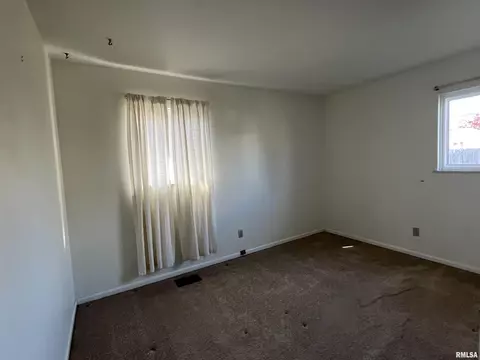 25 Melody Ln, Springfield, IL 62702 photo 9
