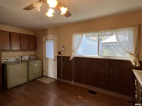 25 Melody Ln, Springfield, IL 62702 photo 3