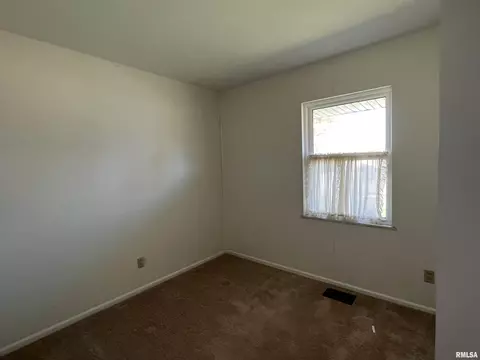 25 Melody Ln, Springfield, IL 62702 photo 6