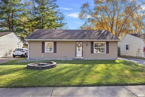 2714 Black Ave, Springfield, IL 62702