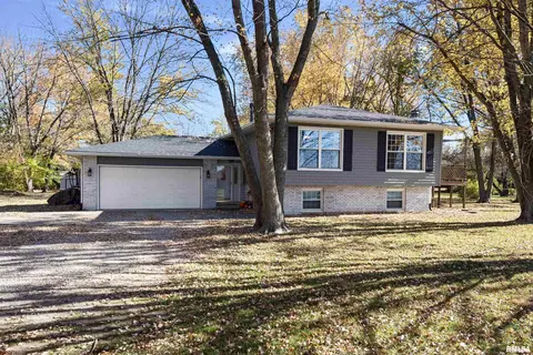 556 Gabriel Rd, Springfield, IL 62712 photo 1