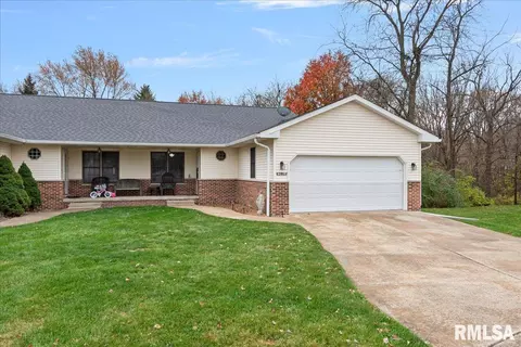 4078 Thornbrook Dr, Springfield, IL 62711