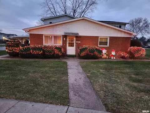 401 S Durkin Dr, Springfield, IL 62704