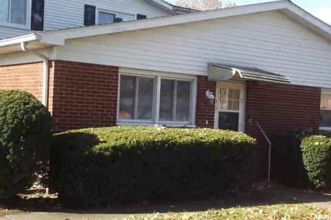 401 S Durkin Dr, Springfield, IL 62704 photo 3