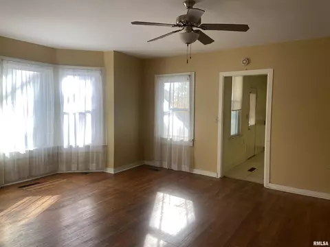 2018 State St, Quincy, IL 62301 photo 3