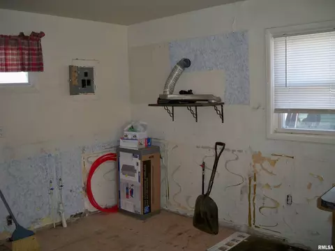 18 Hedge Dr, Springfield, IL 62707 photo 8