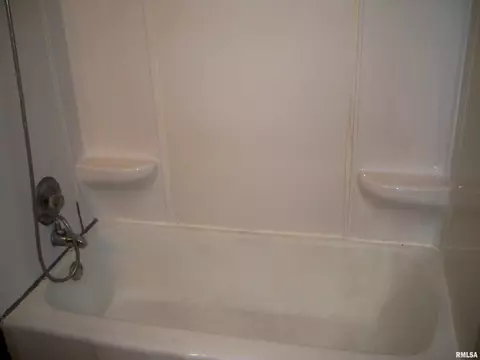 3053 Linden Ave, Springfield, IL 62707 photo 11