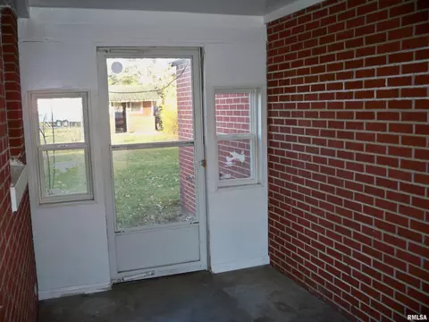 3053 Linden Ave, Springfield, IL 62707 photo 3