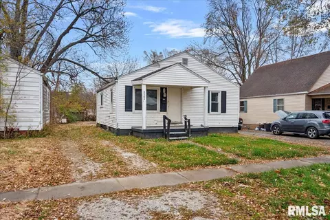 2204 S 15th St, Springfield, IL 62704 photo 3