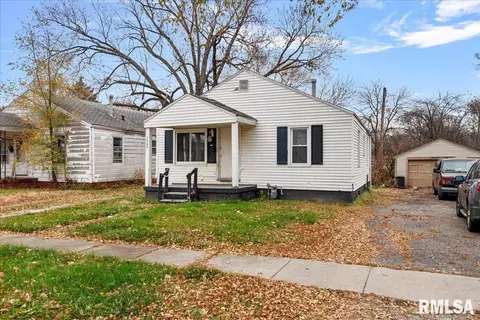 2204 S 15th St, Springfield, IL 62704 photo 2