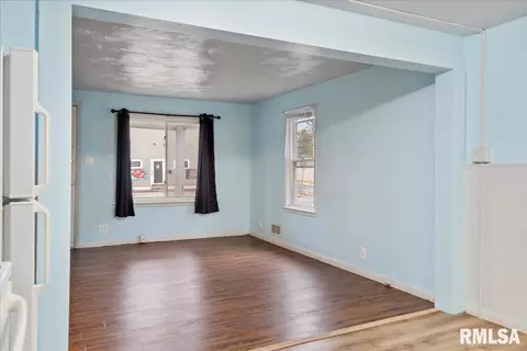 2204 S 15th St, Springfield, IL 62704 photo 9