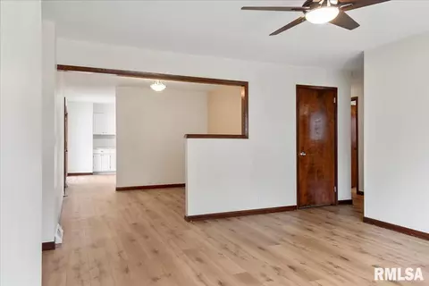 20 Cheyenne Dr, Springfield, IL 62711 photo 6