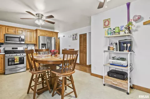 59 Villanova Dr, Springfield, IL 62703 photo 7