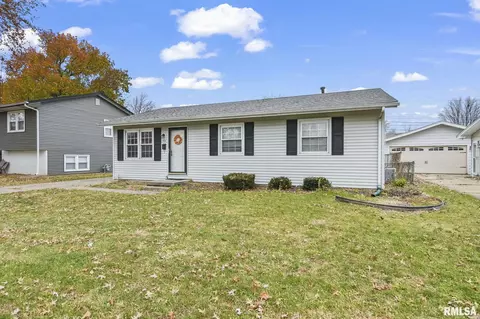 59 Villanova Dr, Springfield, IL 62703