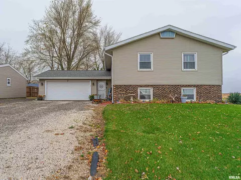 607 County Rd, Mclean, IL 61754 photo 3