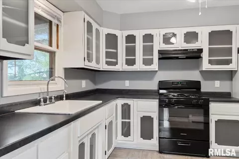 2972 Vigal Rd, Springfield, IL 62712 photo 9