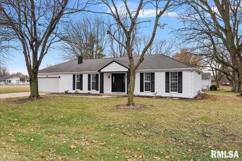 997 Riddle Hill Rd, Springfield, IL 62711