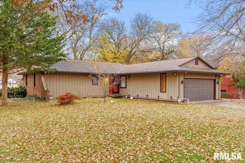 2801 Brandywine Rd, Springfield, IL 62704
