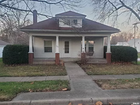 303 W Editor St, Ashland, IL 62612