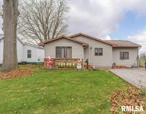 235 N Jefferson St, Lincoln, IL 62656