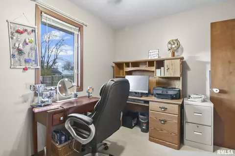 1909 Scarbrough Rd, Springfield, IL 62702 photo 9