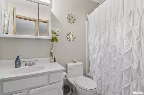 1909 Scarbrough Rd, Springfield, IL 62702 photo 11