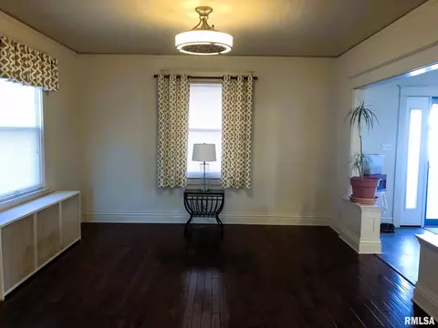 127 N State St, Springfield, IL 62702 photo 13