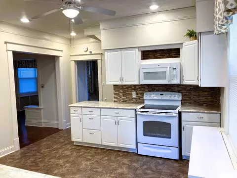 127 N State St, Springfield, IL 62702 photo 17