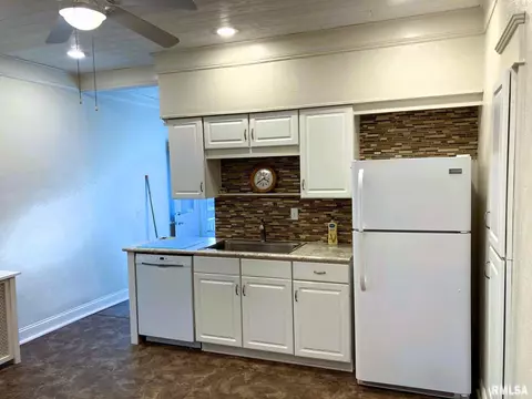 127 N State St, Springfield, IL 62702 photo 16