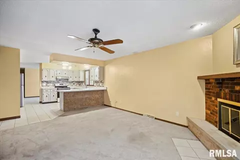 9 Red Oak Ln, Springfield, IL 62712 photo 11