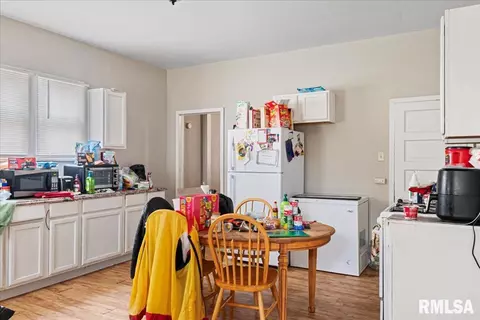 1011 N 14th St, Springfield, IL 62702 photo 8